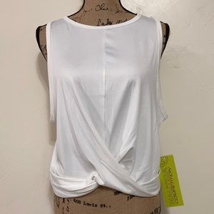 NWT Women’s Nautica Competition White Top